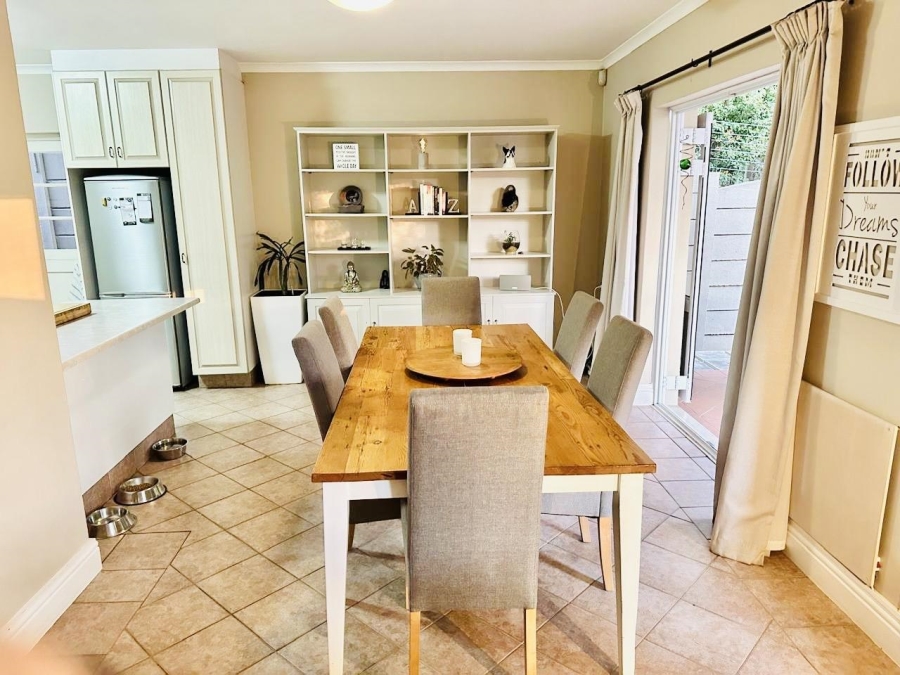 To Let 2 Bedroom Property for Rent in Hout Bay Western Cape
